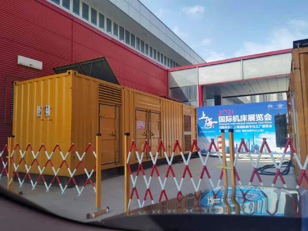 靖西发电车出租-发电机无电压或电压太低怎么办？
